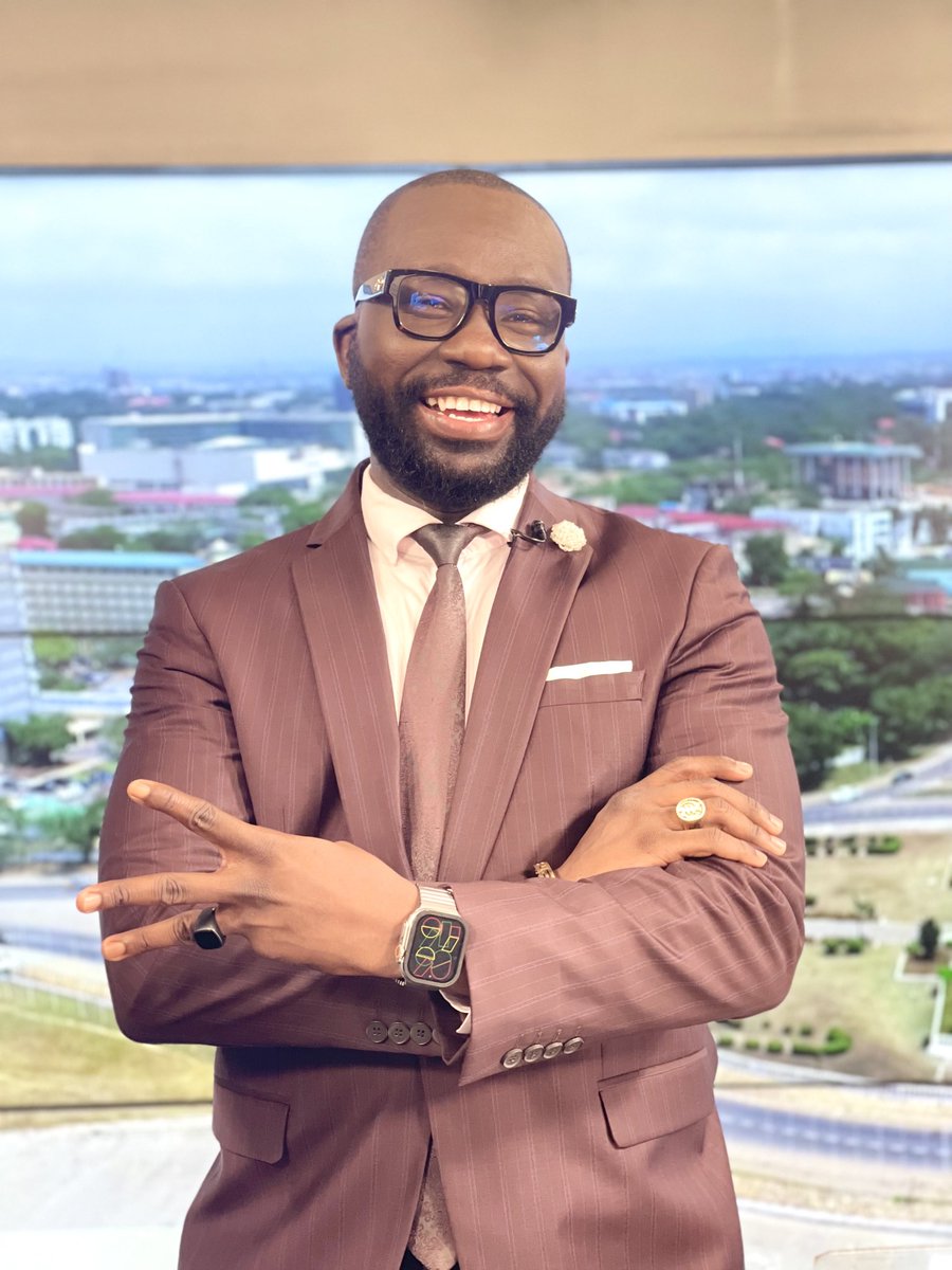 BenjaminAkakpo3's tweet photo. I dey for you!😎
Your mind dey?🤔
Let’s kickstart the first #AMShow of the #NewMonth in #GrandStyle, my people, - #ForGodAndCountry!🇬🇭🙌🏾
#JoyNews https://t.co/DE7me2WgAW