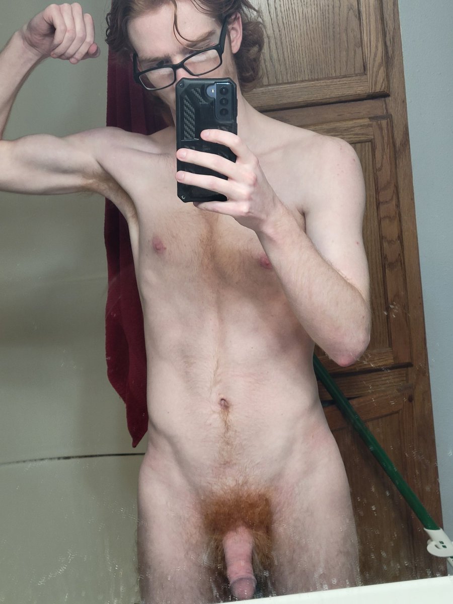 Aquariu37128840's tweet photo. One month working out
#nude #gaming #gamer #ginger #redhead #trade #nsfw #nsfwtwt #suck #cock #dick #horny #masterbatting https://t.co/rxE7gFVLdl