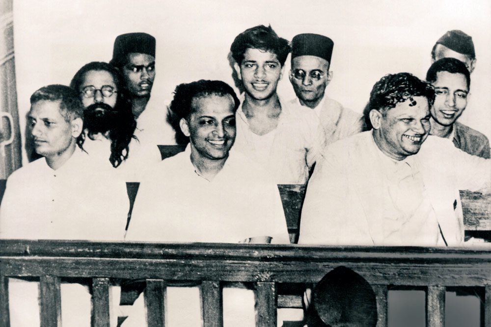 1948 ::  Accused In Mahatma Gandhi Murder Case Smiling In Court