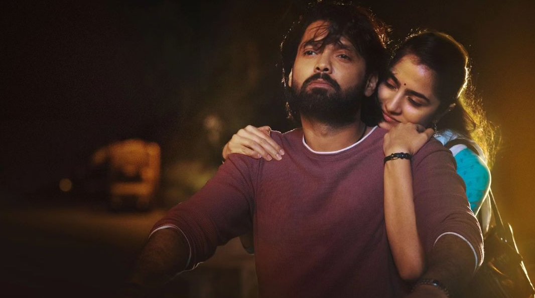 Alwayspratyush's tweet photo. #SaptasagaradaacheEllo  Cinematic Masterpiece 😍

I'm speechless! This movie is a pure cinematic experience,full of pleasant and mind-blowing moments.Rakshit and Rukmini's screen presence is simply magical, and the ending is a unique and unforgettable experience. 
@rukminitweets https://t.co/0AwWjHbWJf