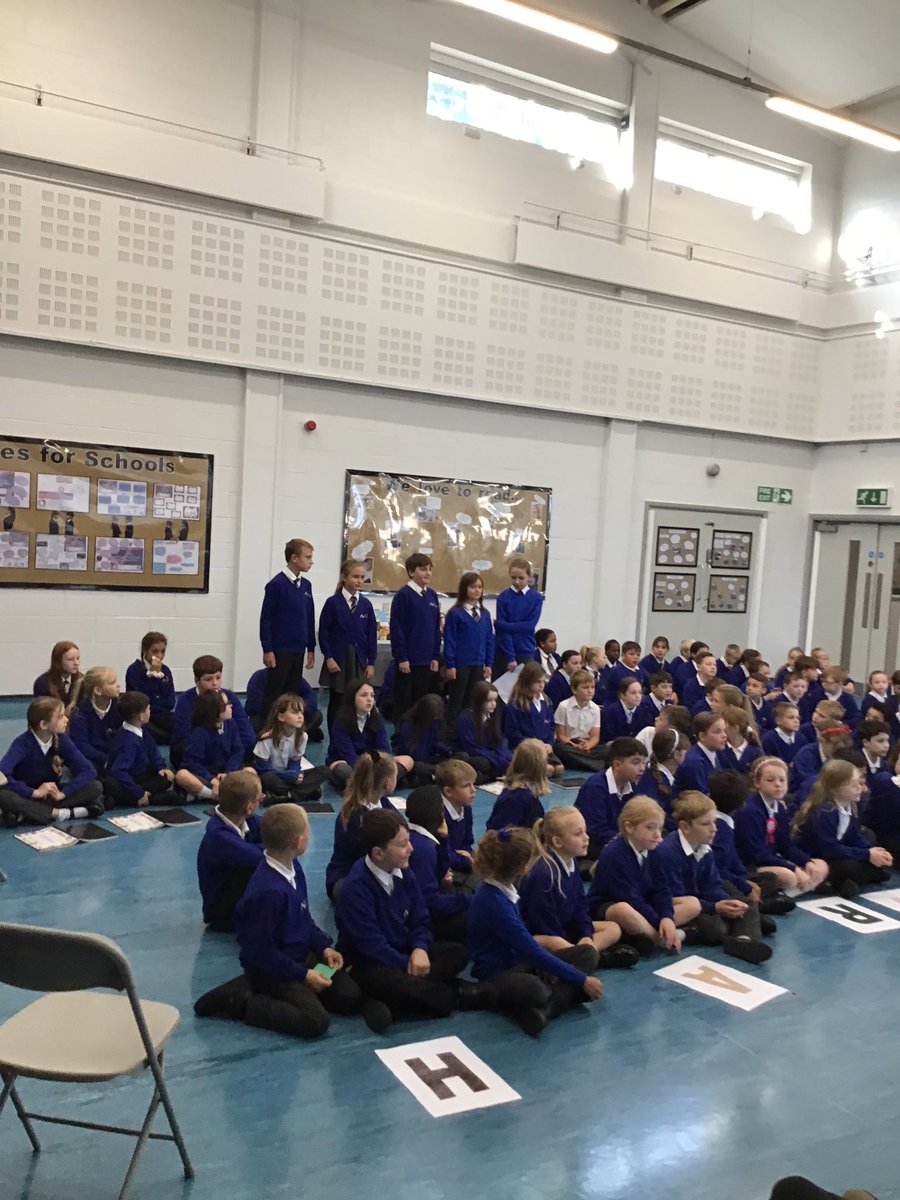 DeltaGreengates's tweet photo. Key Stage Two Harvest Festival Assembly - songs, poems and artwork all celebrating the Harvest theme. We also had a special visitor from our local food bank who explained about the very important work they do. #harvest  #keystagetwo  #singing  #poetry #art https://t.co/OOWhxvkkmJ