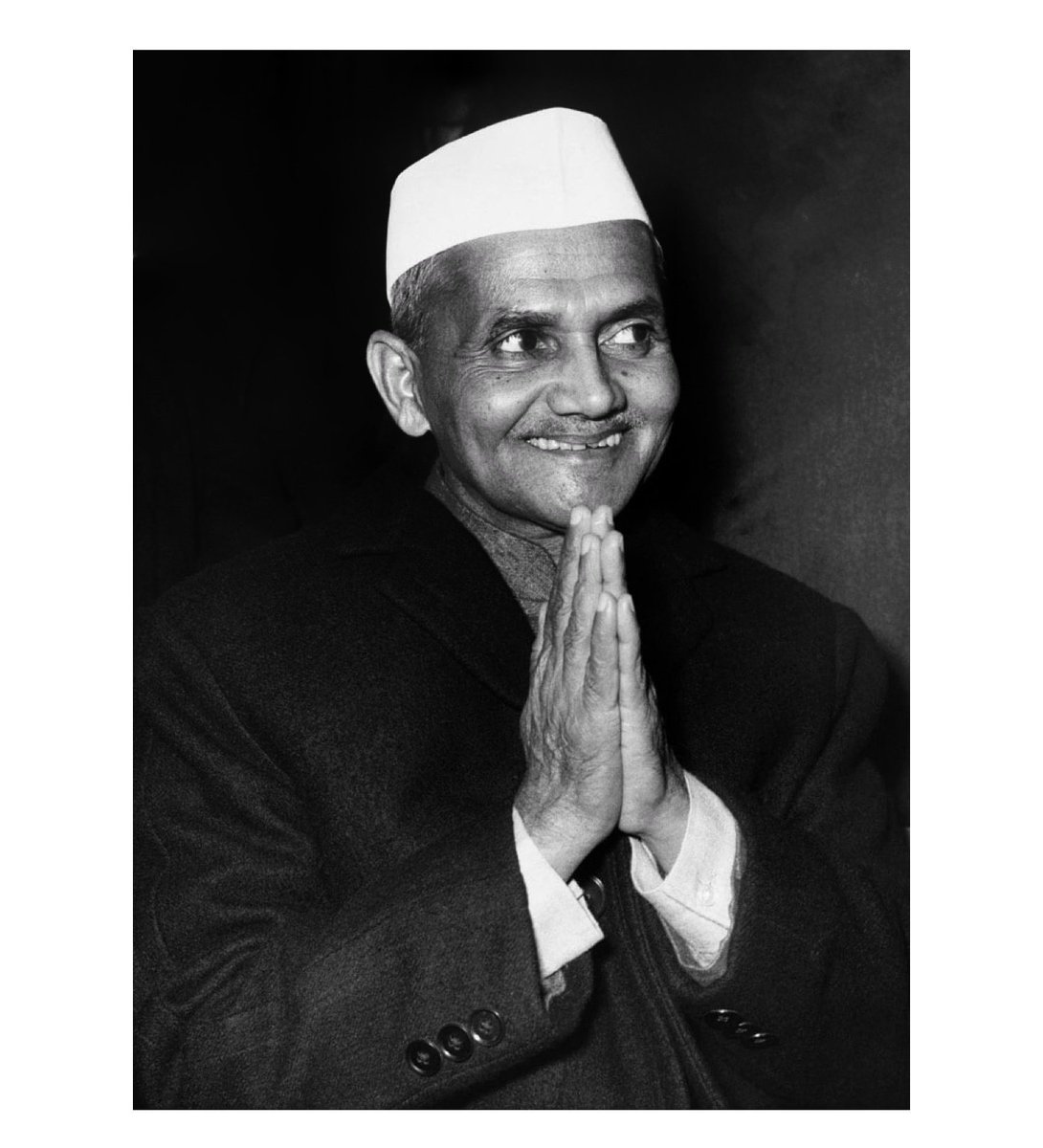 Remembering #LalBahadurShastri Ji on his Jayanti. His simplicity, dedication to the nation, and iconic call for "Jai Jawan, Jai Kisan" resonate even today, inspiring generations.

Babu Ji Of The Nation🇮🇳