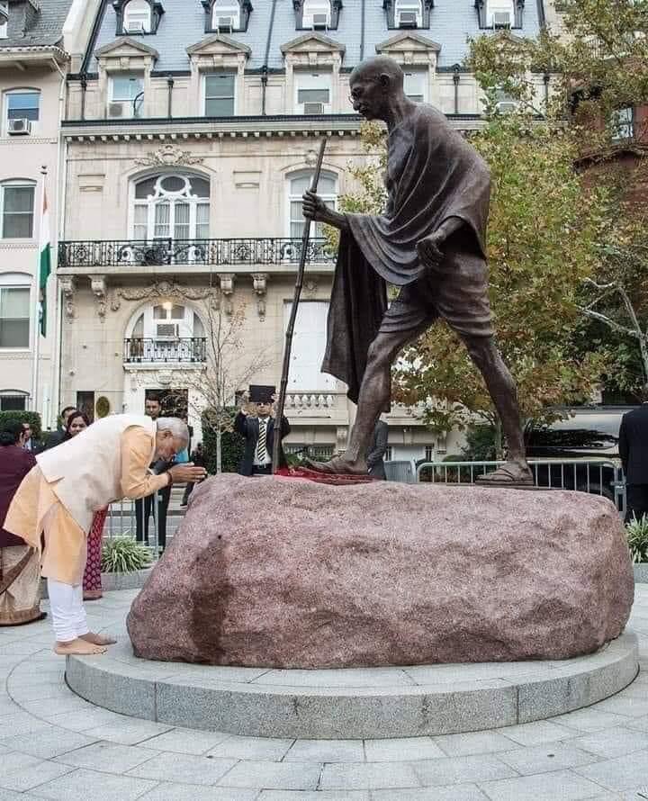 F7at0b1acAAvdQz?format=jpg&name=900x900