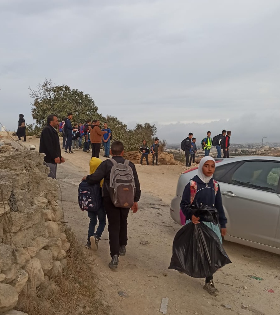 2⃣7⃣ Twenty Seven: the number of schools in #Yatta the #IsraeliOccupation obstructed #safeaccess to today, denying #students their fundamental #righttoeducation and restricting the access of teachers from outside the city. 
#LearningLoss #Palestine 🇵🇸