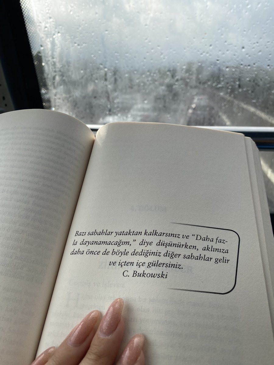 dila 𓂀 (@dilabakk) on Twitter photo 