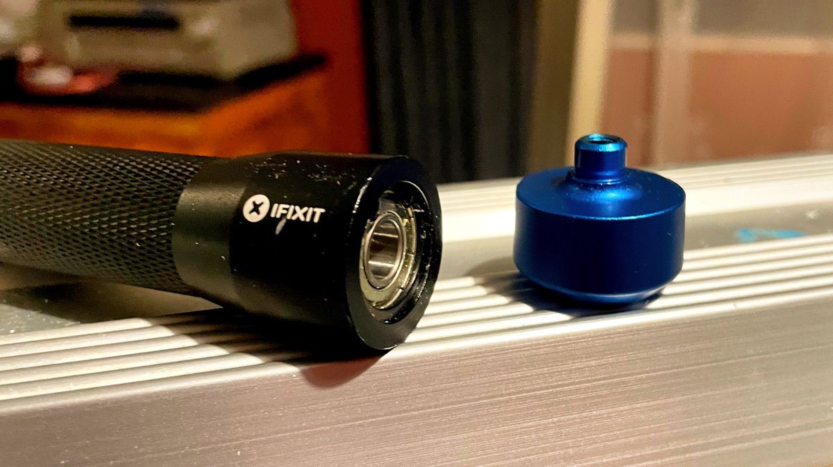 CucumberError's tweet image. In a some what ironic moment, my @iFixit screw driver broke :(
