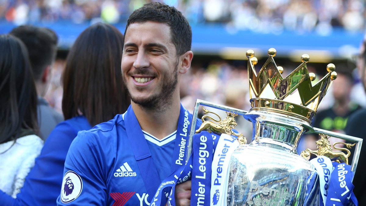 PSGINT_'s tweet photo. Unpopular Opinion : Hazard at Chelsea was better than Ronaldo at Man United https://t.co/ztOGzAWWww