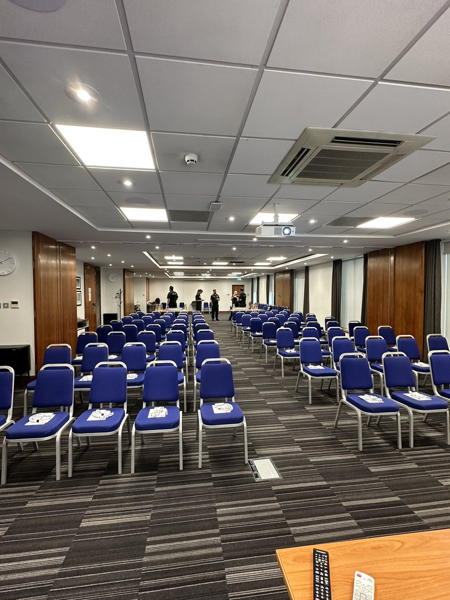 SECAmb Advanced Paramedic Practitioners tweet media