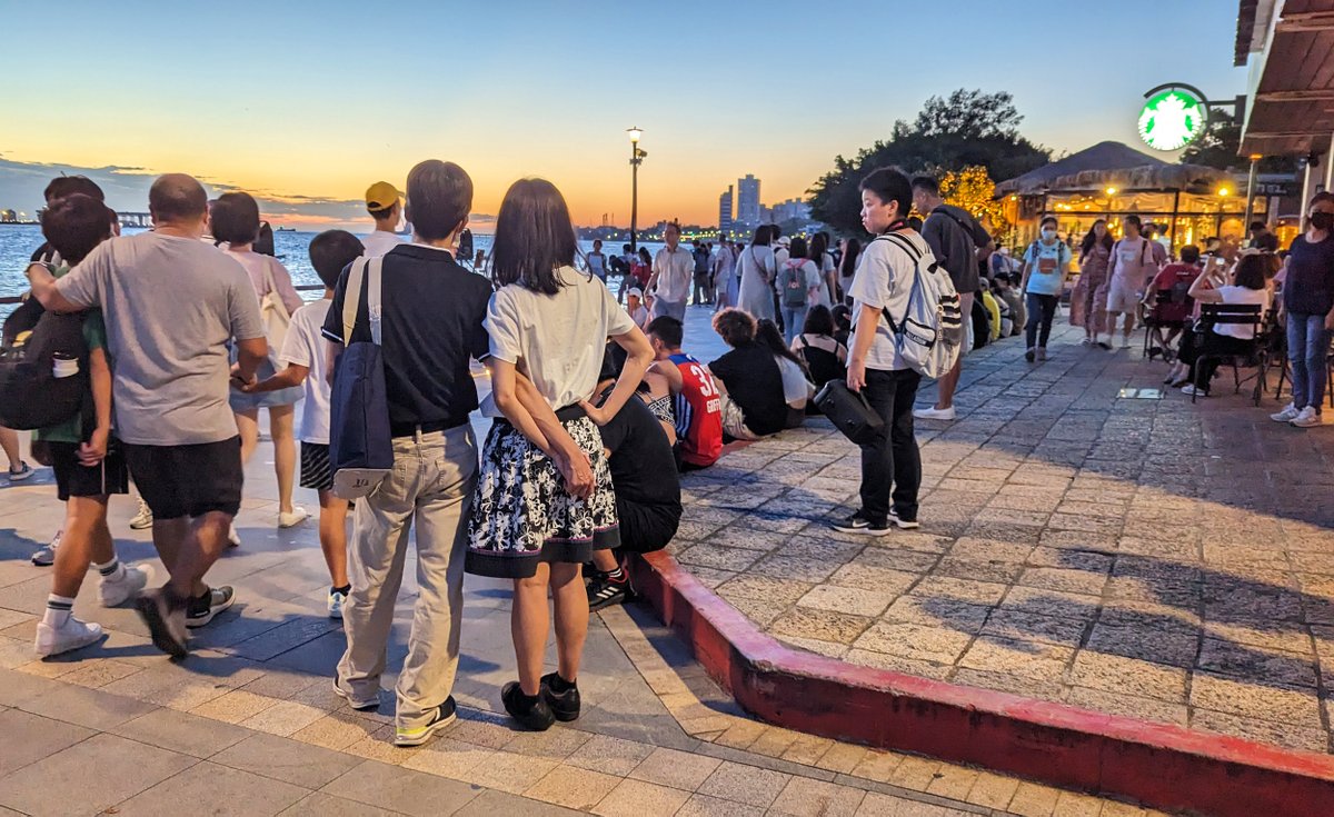 WandererTaiwan's tweet photo. ★看影片:https://t.co/ZtSg0w8rxE
新北淡水老街與金色水岸。
Tamsui Golden Riverside → Tamsui Old Street (New Taipei City)
#淡水老街 #Tamsui #淡水 #老街 #新北 #NewTaipei #金色水岸 #Danshui #淡水河 #Taiwan #台灣 #台湾 https://t.co/I3eCkRPhos
