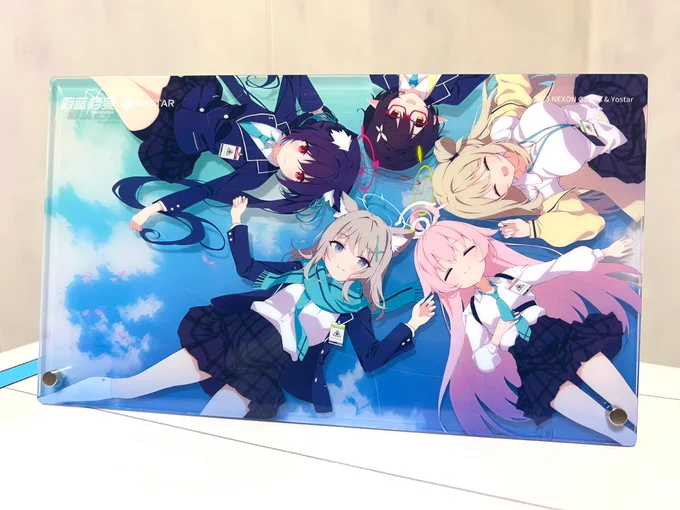 2層アクリルになってるから影ができるのめちゃくちゃ良い