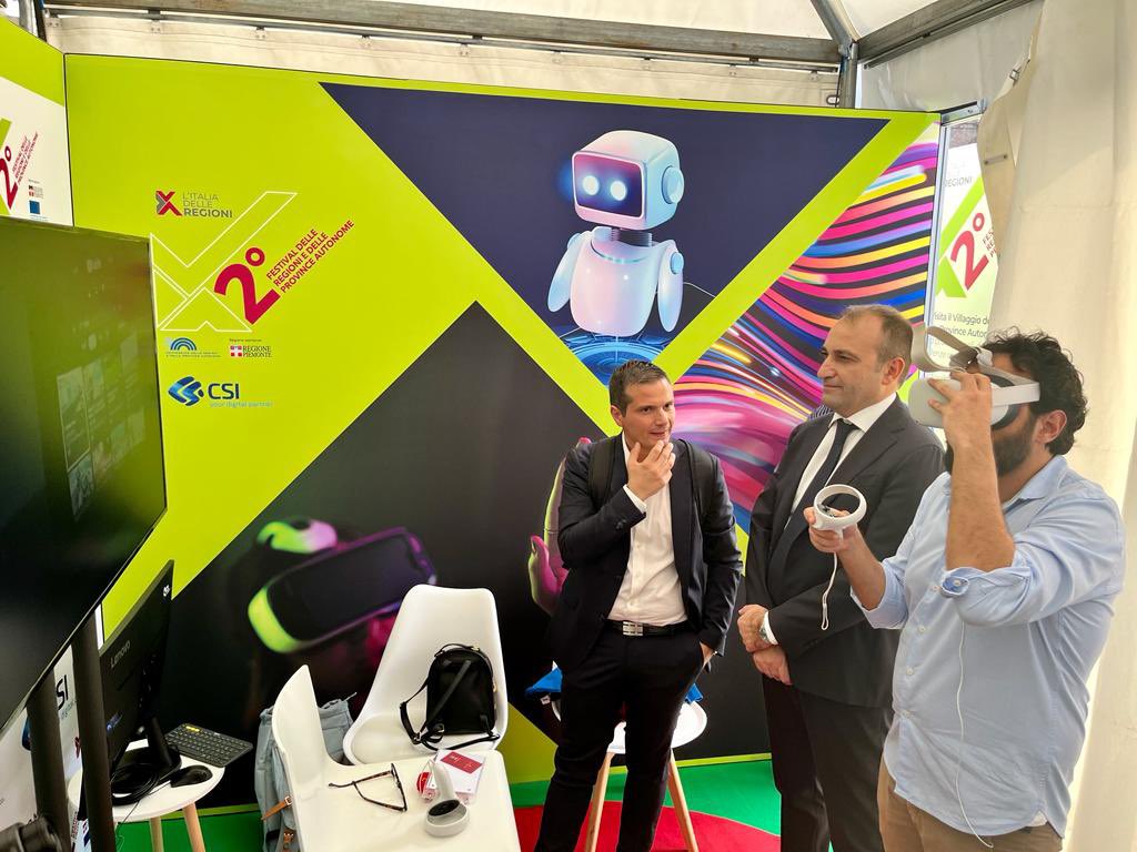 fdicos10's tweet photo. 📍A Torino per il Festival delle Regioni, in tanti in Piazza Castello per l’evento organizzato da @regioni_it. Con #PASocial e @csipiemonte anche uno Spazio Metaverso 

#italiadelleregioni #digitalepopolare @Fondazione_FID https://t.co/XKZuT3uEql