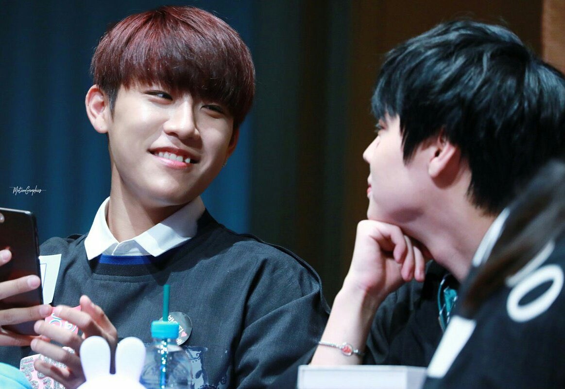bunssoedit's tweet photo. 😁☺️ 😒😚  #박우진 #PARKWOOJIN #박지훈 #PARKJIHOON #2PARK #분쏘단 https://t.co/iZezy66MEy