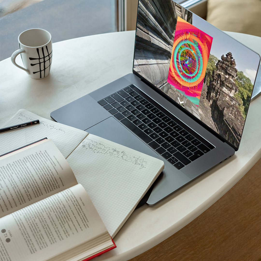 Last-minute travel plans or long-distance dreams? ✈️🌍 Did you know that you can embark on a global art adventure right from your desk? 🖼️✨ Explore a whole new gallery in augmented reality with Legal Graffiti! 🌐🎨 Artwork by Chris May.