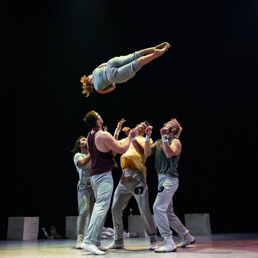 The next stop on our tour of #KINtheshow will be north London! Join us at <a href="/artsdepot/">artsdepot</a> on 17 Oct for more jaw-dropping acrobatics!

Tickets are selling fast. Don’t miss out! bit.ly/3RF5TnY

Photo: Inept Gravity