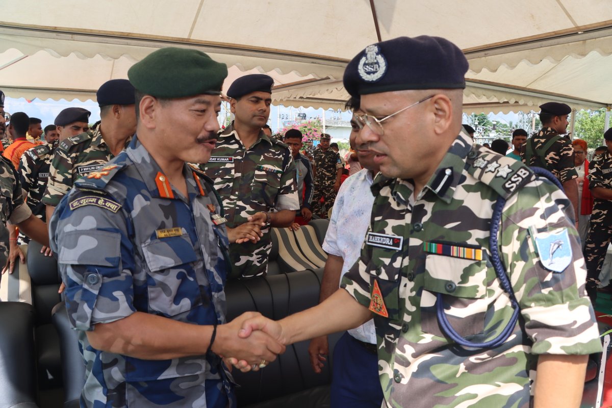52bnssb's tweet photo. दिनांक 02/10/2023 को 52वीं वाहिनी सशस्त्र सीमा बल, अररिया तथा केन्द्रीय संचार ब्यूरो, पटना द्वारा संयुक्त रूप से संचालित तीन दिवसीय “नया भारत सशक्त भारत” विषय पर जन-कल्याणकारी फोटो प्रदर्शनी व “शहीद नीरज छेत्री वॉलीबॉल टूर्नामेंट” का समापन किया गया| #ssbfhq https://t.co/kiWQ3DBSxa