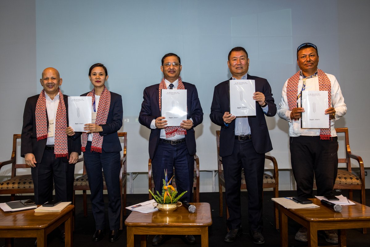 RijalSrijana's tweet image. A historic day for yak herding in Nepal. Yak herder associations and networks from 11 districts gathered in Kathmandu today to formalize the Nepal Yak Federation and discuss the future of yak husbandry in Nepal.

#ICIMOD #MoALD #NARC #IYRP2026