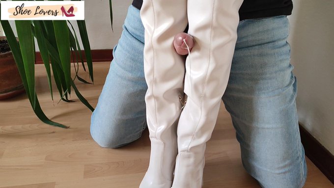 Our #clip-Dominated with two pairs of boots in the same session shoejob bootjob https://t.co/UmdQfhEzHT https://t<a href="/tag/clip"class="tags">#clip</a>