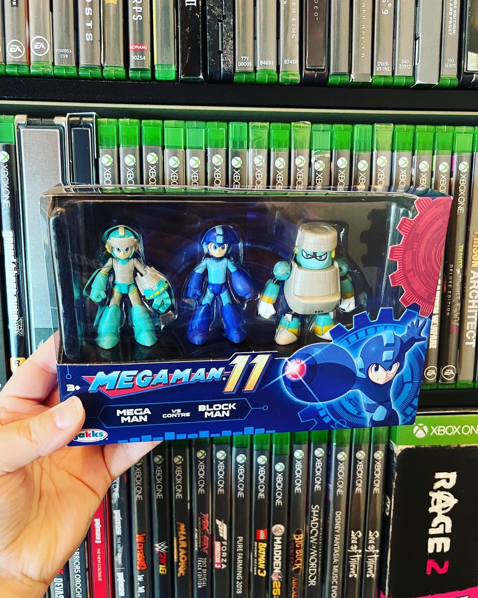 GamerAhmer's tweet photo. 5 years ago today Megaman 11 released on the Xbox One, PlayStation 4, and Nintendo Switch! Who else has played this game? #megaman11 #megaman #xbox #xboxone #videogames #xboxonegames #actionfigures #xboxonecontroller #gamerahmer #gameroom #gamer #games #capcom #onthisdayingaming https://t.co/P8CbRp58Ug