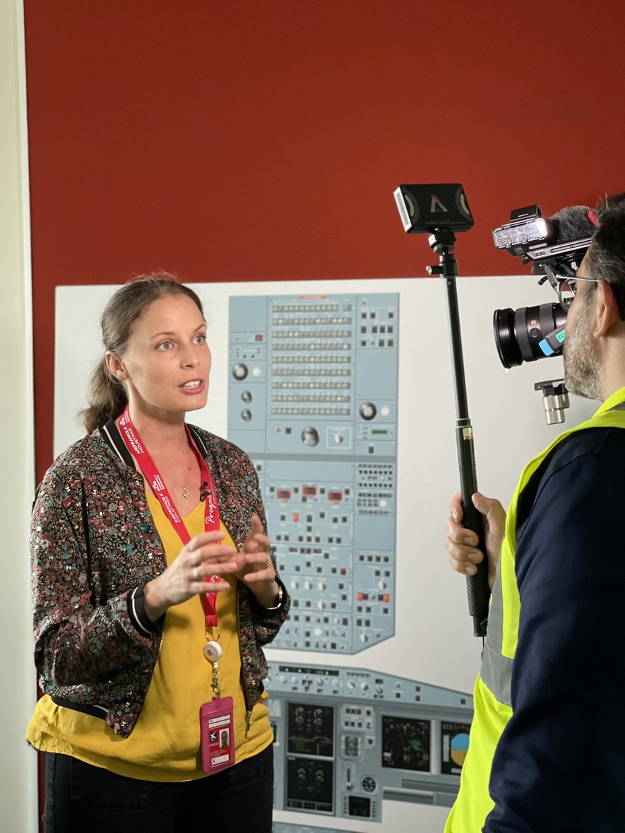landais_cedric's tweet photo. #MondayMotivation 🎥✈️💻🇫🇷👍Reportage/Immersion en compagnie des équipes d @AFIKLMEM concernant la maintenance prédictive #Airfrance & le tant convoité outil #Prognos ↩️
https://t.co/pcaEUFZdk8 https://t.co/DZKPqUCsMt