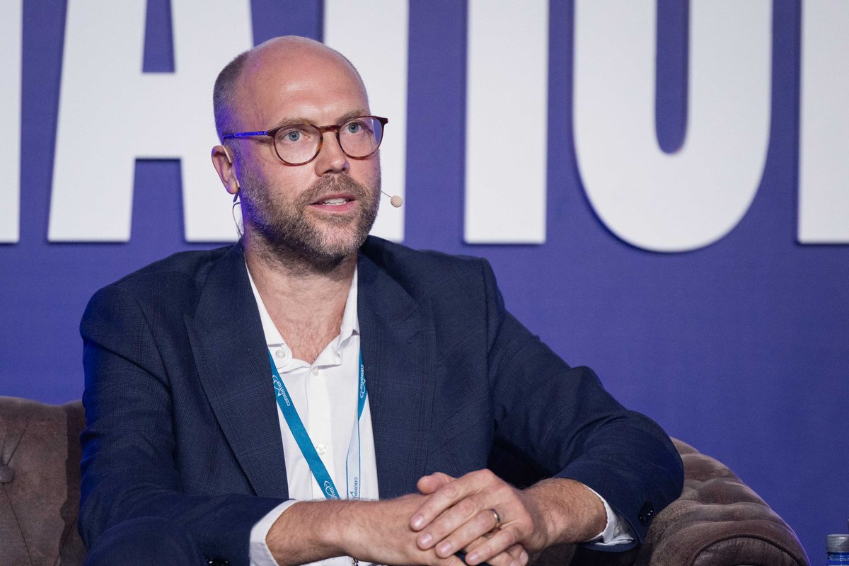 ConxemarOficial's tweet photo. @Mercadona @alcampo @INIDEPMdq @azti_brta @SustainableFish @FAOfish @IDHTrade Andy Hickman, de @seafishuk:

💬 “Debemos involucrar más a los gobiernos para que vean la importancia de establecer requisitos internacionales.”      

#Conxemar2023 #ConxemarFAOCongress #BlueTransformation https://t.co/5iGYVkLe45