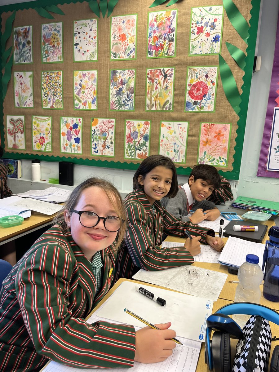 ForestParkHead's tweet photo. Year 6 busy working together to solve common multiple problems in their maths. Lots of positive engagement and collaboration.
#ignitewonder #icanandiwill https://t.co/OhN5mUBOae