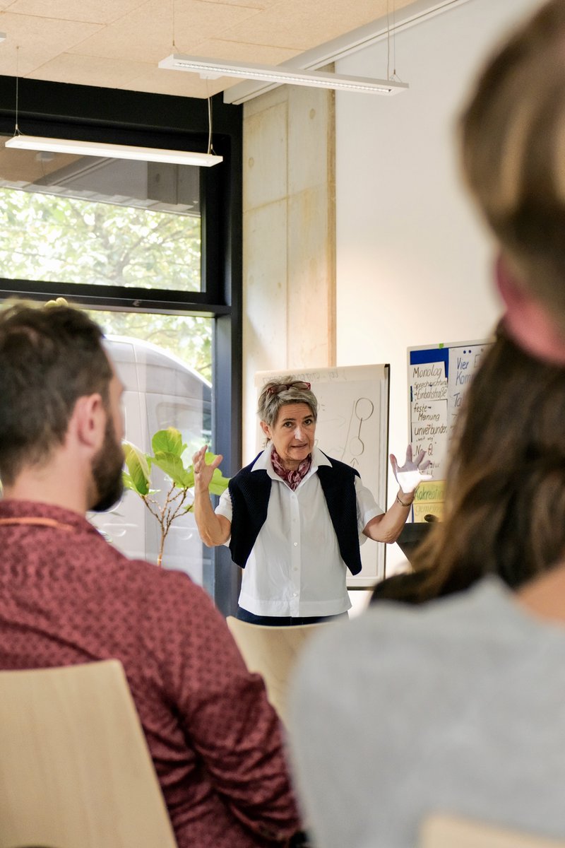 ForumBilDig's tweet photo. 👥 Am 28. &amp; 29.09. fand die Abschlussveranstaltung des #LabBD statt. 20 Schulleitungen, Schulträger &amp; Schulaufsichten aus 6 Regionen haben sich über ihre Utopien von Schule ausgetauscht &amp; wie sie Realität werden können. #twlz #AusDigitalWirdPotenzial

👉 https://t.co/Cg3KzkIipD https://t.co/wkiCQO7JK1