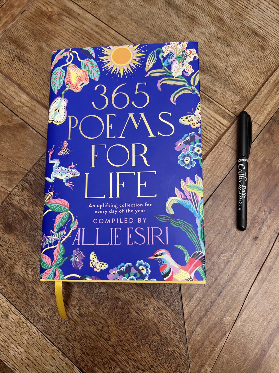 📣Giveaway! I have one advance signed copy of 365 POEMS FOR LIFE! Lucky that poems are so small that we can fit 365 into one book. RT to enter. Ends Monday. Book published on 5 Oct, which is #NationalPoetryDay 🎊