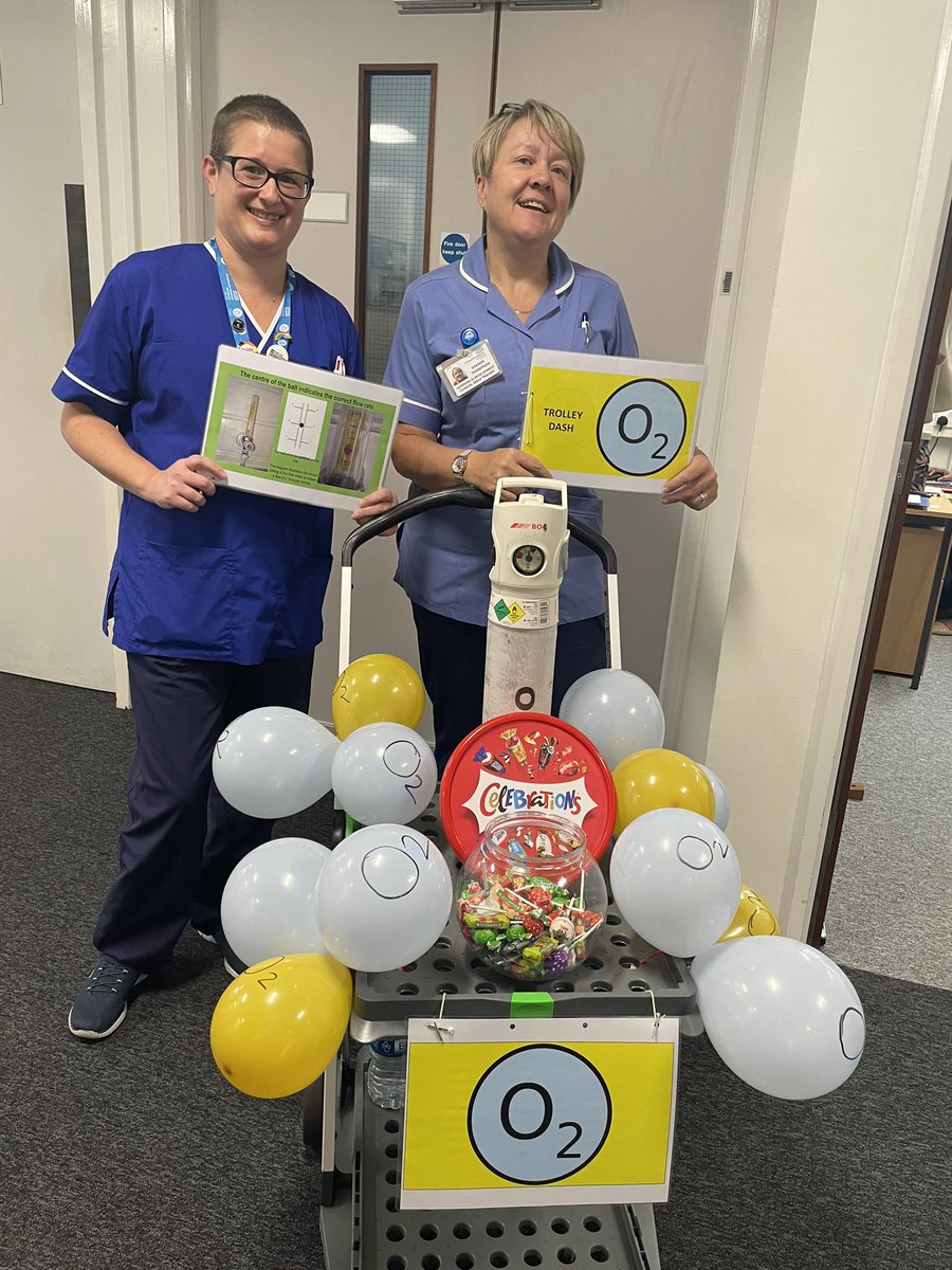 !!World Oxygen Day!!
Working with <a href="/PHUptsafety/">PHU Patient Safety</a> medication safety lead, Naomi, to share important information on Oxygen Therapy. 👀 Lookout for the team, with balloons &amp; treats coming to your ward😊🎈<a href="/BormanNaomi/">Naomi Bailey, BA(hons) PGDip MSc RN</a> <a href="/SharonThomp2000/">Sharon Thompson</a> <a href="/PHU_NHS/">Portsmouth Hospitals University NHST</a> <a href="/PHUMedsSafety/">PHU Meds Safety Team</a> <a href="/PHUEducation/">PHU Education</a>