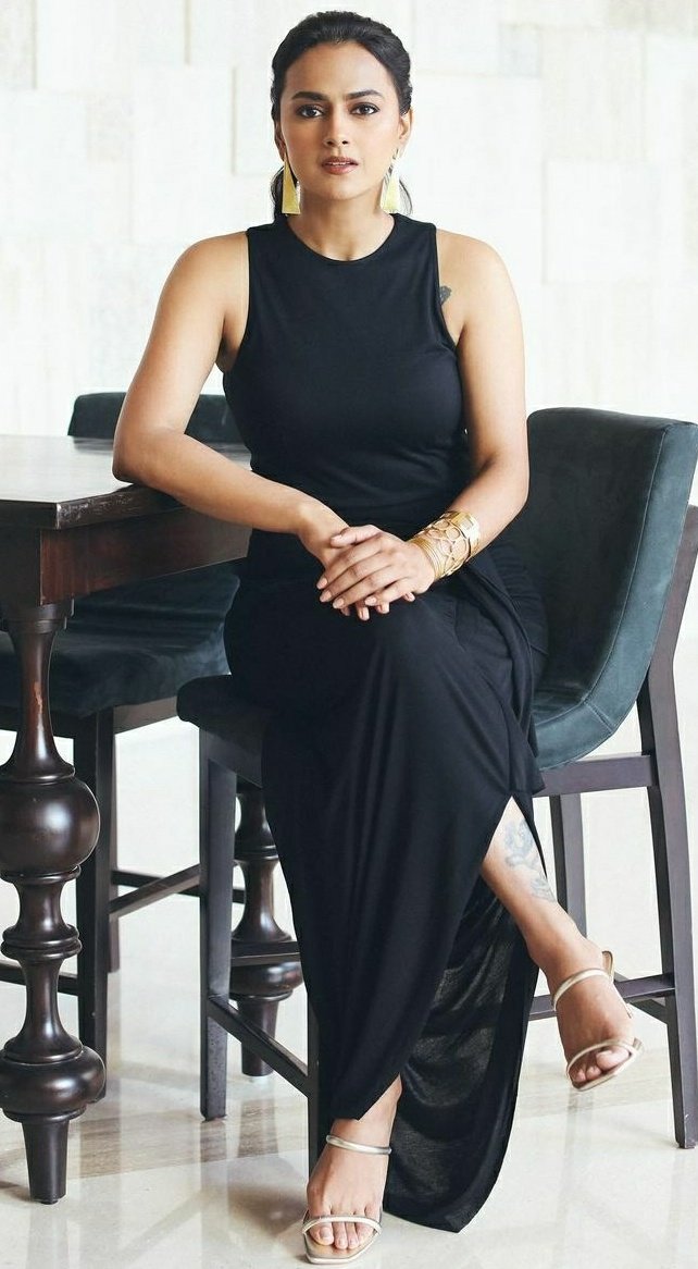 F7b786_akAANcK0?format=jpg&name=medium