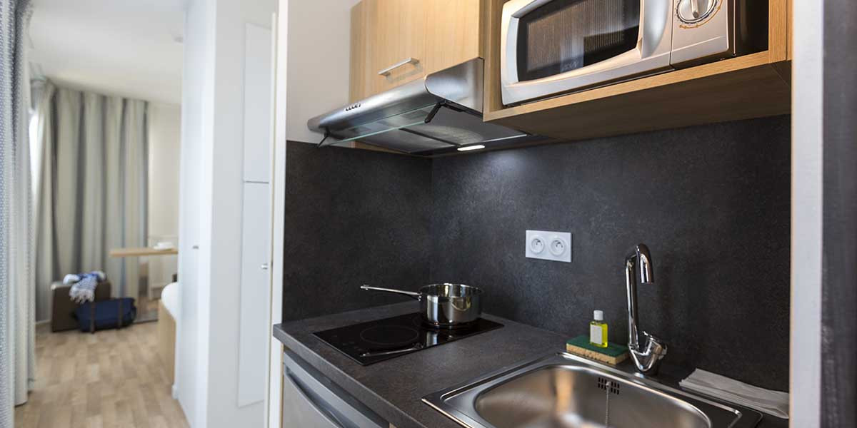ImmoJeune's tweet photo. [Coup de coeur ❤] #Nantes #Offre #LogementEtudiant #ResidenceEtudiante #Immo Etudiant à Nantes et vous cherchez un logement ? Découvrez cette offre incroyable 🤩 et déposez votre candidature ici --> https://t.co/pPf3iUrJu7 https://t.co/75u83zlpYP