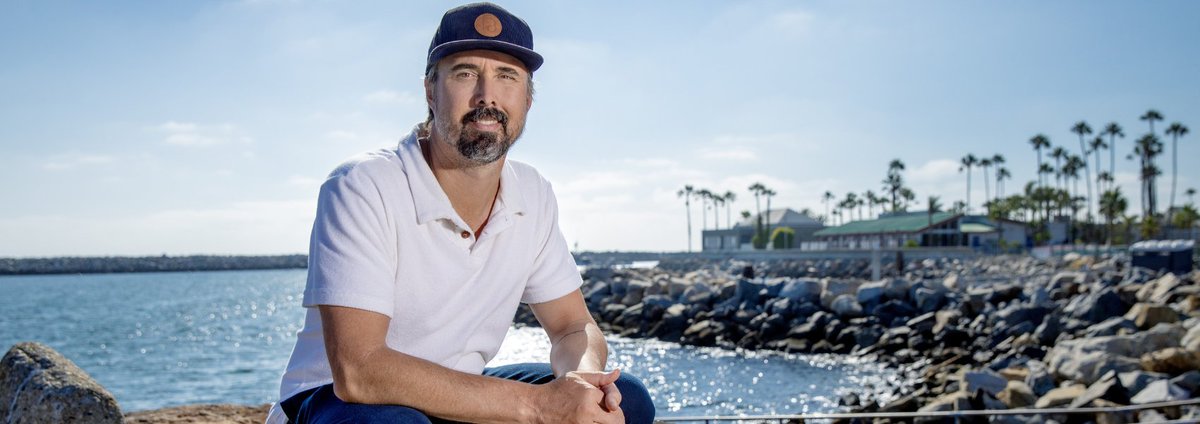 TMHealthSystem's tweet image. Meet the surfer-philosopher behind @BeachLifeFest - Allen Sanford. This successful entrepreneur and civic leader is a devoted husband and father and knows what it means to live the good life. #CommunityVIP ow.ly/KCfZ50PPqqg