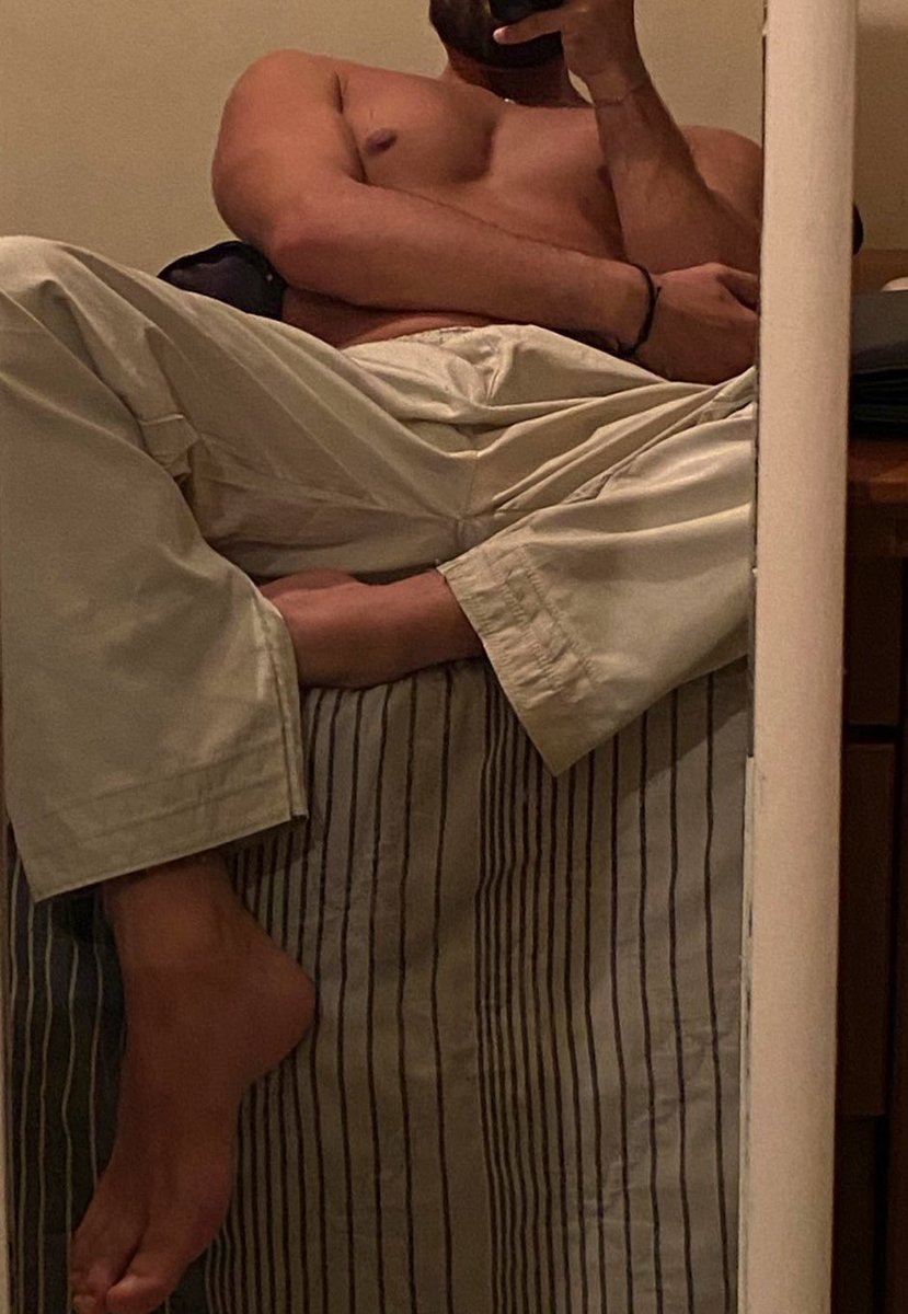 سالب ومكان tweet media