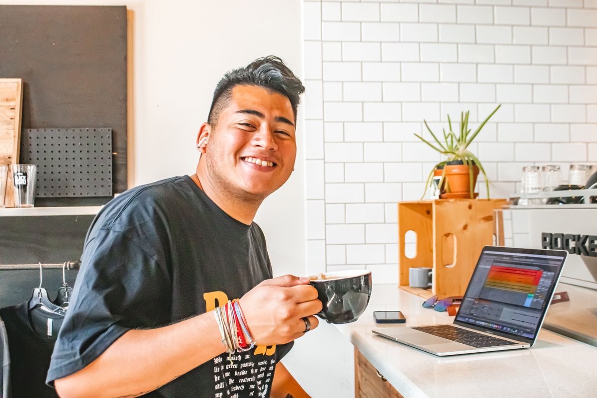 blackbeardroast's tweet photo. Monday's are hard, coffee makes it better ☕

#gvegas #ecu #nccoffee #visitnc #greenvillenc #uptowngreenville #nccoffeeshop #coffeeshop #freshroasted #coffee #easterncarolina https://t.co/zWub2uAGcD