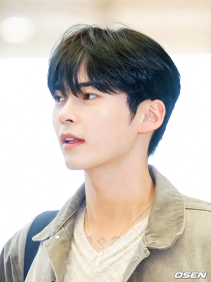 SHBCharts's tweet photo. 231002 | 📄 TRENDING NAVER ARTICLES (9pmkst)

— Sung Hanbin occupies 20 out of 30 spot (3 unit) under 3rd reaction (🥳)

#SUNGHANBIN #성한빈 #ZEROBASEONE #제로베이스원 @ZB1_official https://t.co/oLcqUJzR4o