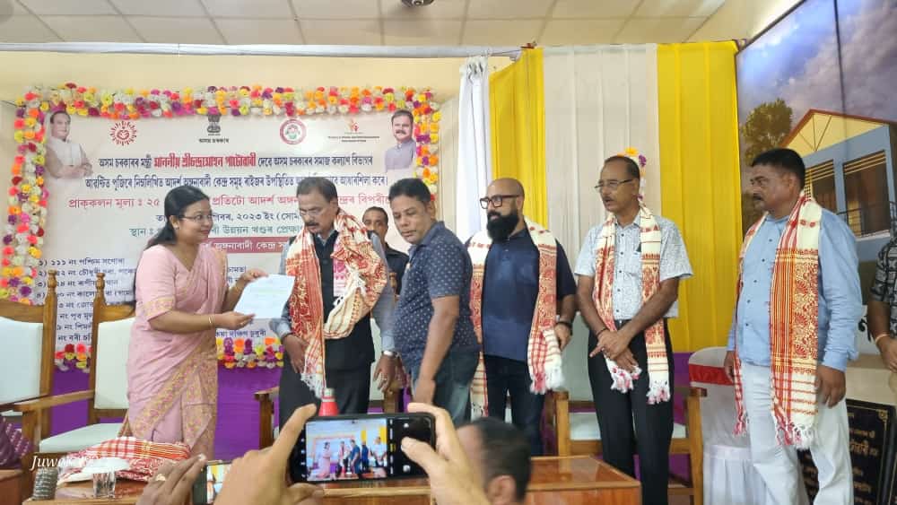 mriganka_dr's tweet photo. On this #gandhijayanti ,glad to be a part of #stonelayingceremony of #23 #anganwadi centres by HMFE @cmpatowary da at Chamata, #dharmapur LAC .. @BJP4Nlb @BJP4India @BJP4Assam https://t.co/SC31f8ttZB
