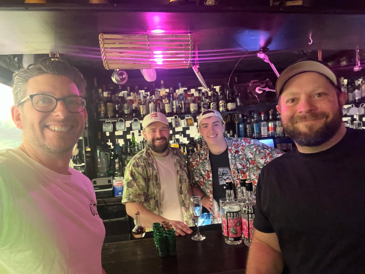 SUCCESSFUL NIGHT ✅

Last week <a href="/OutlierCompany/">Outlier Distilling Company</a> teamed up with tropical cocktail bar Kiki Lounge for a bar takeover at the popular <a href="/lakikane/">Laki Kane Cocktail Bar & Restaurant Islington</a> bar in London, Islington 🍸🍹

If you haven't already, catch up on how the evening went: ow.ly/C0Er50PRRTA

#isleofman #locateiom
