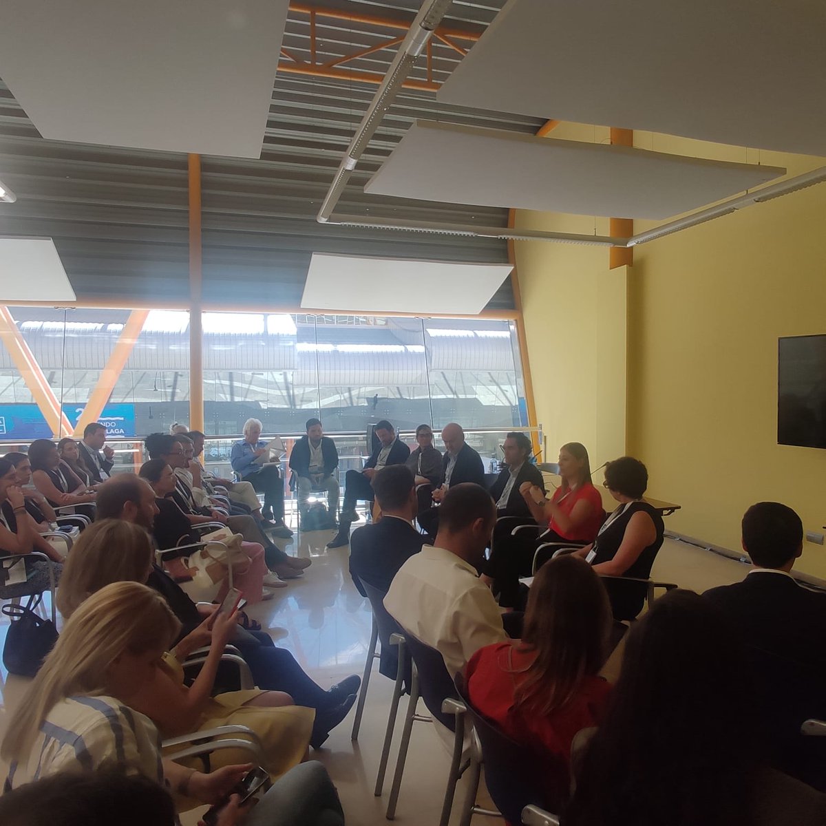 socialnest_org's tweet image. 📣 Our president, @malbors, taking part in the Workshop "Impact Horizons Explored: Latin America, Iberia, and the Road to Change" at the #GSGSummit #caminoalimpacto