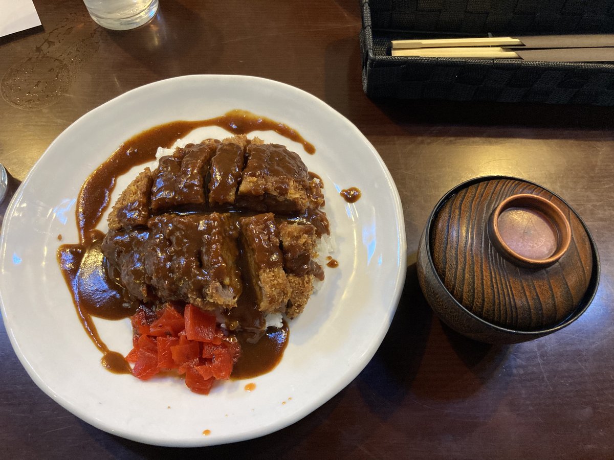 NC56_hiro_7088's tweet photo. 今日のランチ #かこがわ珈琲店… #牛ヘレかつめし
おやつは #MINICAFE… #シャインマスカットパフェ 小さいサイズ とアイスコーヒー
走行距離156.2㎞ 燃費39.4㎞/L
まぁ~…こんなもんでしょ https://t.co/VlBGVymtGS