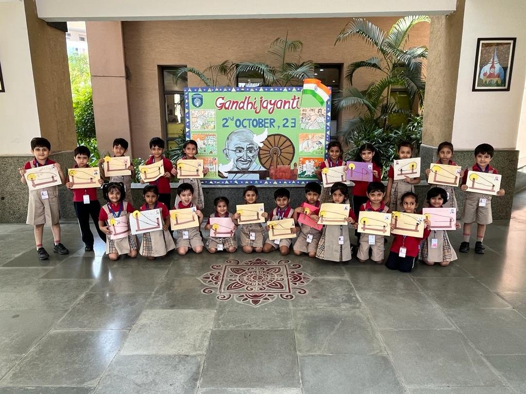 SchoolGyanshree's tweet photo. On the occasion of Gandhi Jayanti, the Shreeyans of the Pre-Primary Wing learnt about Gandhi ji, fondly called 'Bapu' and known as the Father of the Nation through a PPT, Class Talk and, Art &amp; Craft activities. https://t.co/6qQzHrF9jn