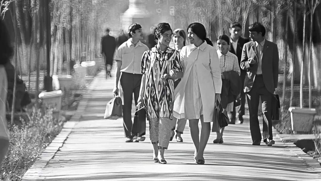 Tajik SSR, 1971 Streets of Dushanbe Author: 📸R. Netelev