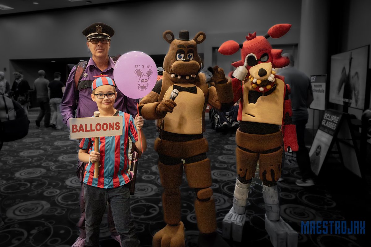 MaestroJax16's tweet photo. I got to go to FanX last weekend and took my camera to photograph some awesome cosplays! I am limited what I can send in my post, so I will choose my 4 favorites from each fandom and post them seperately. This round lets add Five Nights at Freddy’s! #fanx2023 #fanxsaltlake #fnaf https://t.co/Q3JNLcivFw
