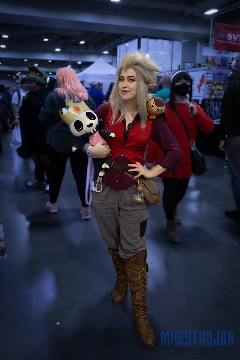 MaestroJax16's tweet photo. Next up, my all time favorite show, The Owl House meets FanX! #fanx2023 #fanxsaltlake #TheOwlHouse #cosplay https://t.co/wq4AGMRkxr