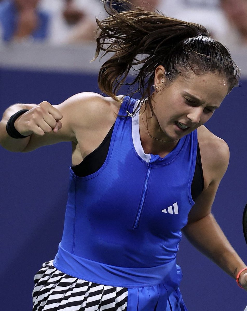 TheTennisLetter's tweet photo. Kasatkina d. Mayar Sherif 1-6 6-4 7-6(8)

Down 3-5 in set 3 &amp; saved match point👀

As always, Dasha did what Dasha does best

No one knows how to dig their way out of a hole better than this lady

If you’re going to close her out, you better be ready for a fight

Escape Artist ❤️ https://t.co/khtGkVceZR