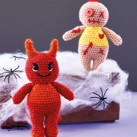 Create Sarah Louise Read’s cheeky duo to welcome trick or treaters – your own little monsters will not believe their eyes! 🎃
.
Download at topcrochetpatterns.com
.
#yarnlover #yarn #knitting #crochet #instacrochet #crafts #handmade #creative
