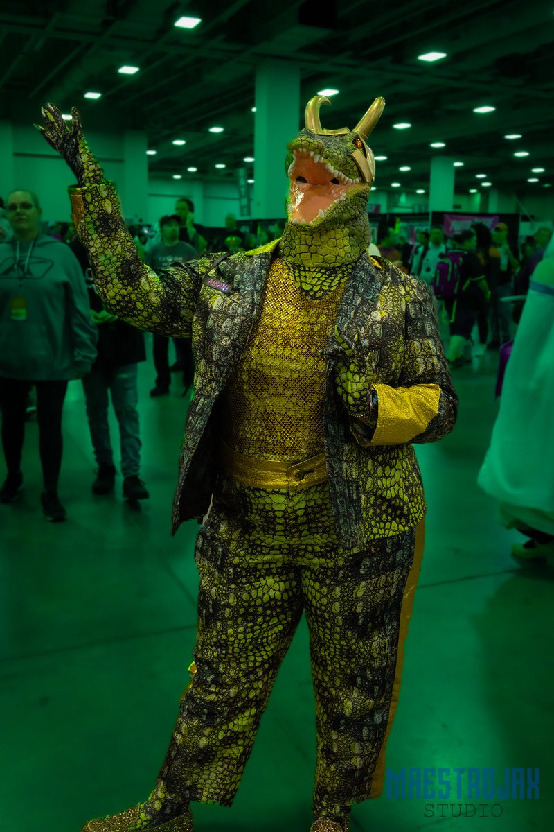 MaestroJax16's tweet photo. How about some Marvel? #fanx2023 #fanxsaltlake #marvel #cosplay https://t.co/lTqa2upjSy