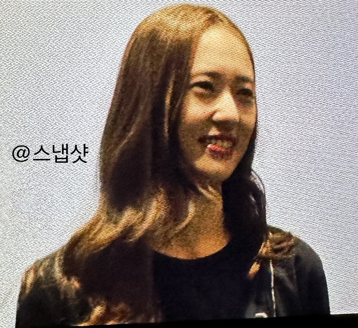 231002 #거미집 부천 메가박스
#정수정 #크리스탈 #Krystal