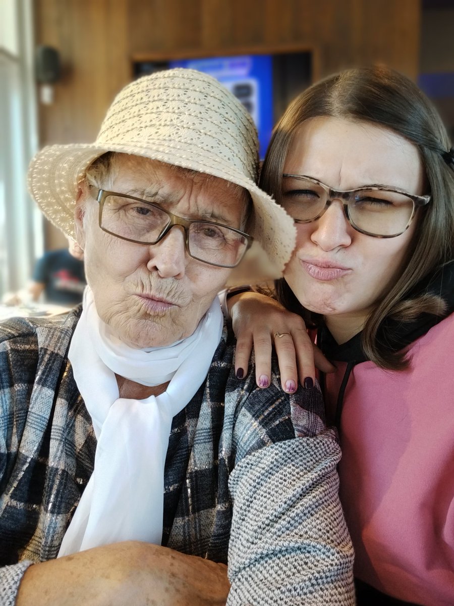 AndreeaPrajascu's tweet photo. Buona festa dei nonni❤️❤️
#2ottobre #2k23 #festadeinonni #grandma #loveyou https://t.co/1tT4kbqxhm