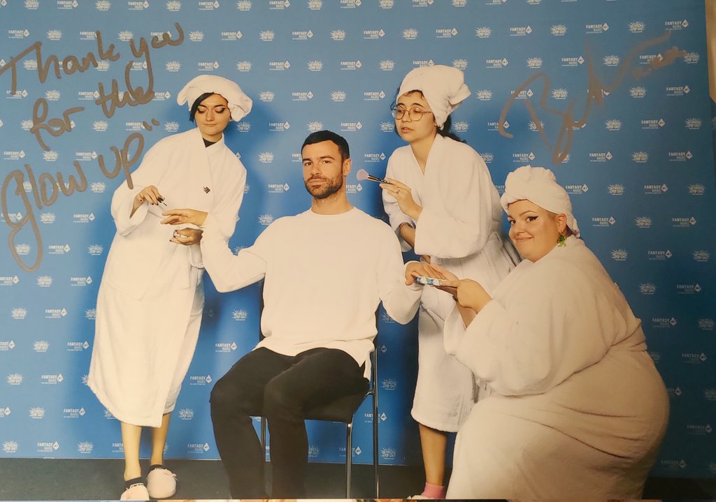 palazzokefka's tweet photo. Spa Squad Day with @The_Ben_Starr at @zurichpopcon! 
This was a fantastic day and we had lots of fun! It was lovely meeting you!!  #FF16 #SpaSquad https://t.co/hY4UNSmeag