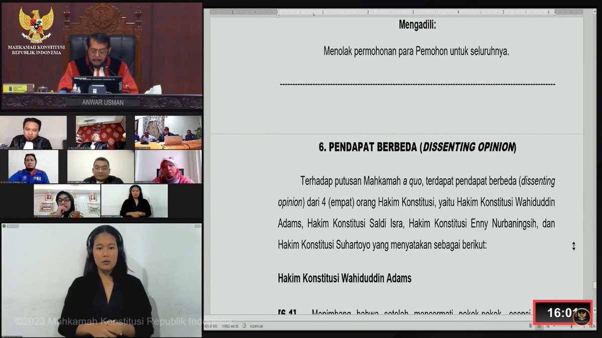 YLBHI's tweet photo. #BreakingNews 

MK Menolak seluruh permohonan penggugat terkait UU Cipta Kerja.

Hari ini kita melihat bukti bahwa MK adalah lembaga corong kekuasaan dan oligarki. https://t.co/L4zJnov6j1