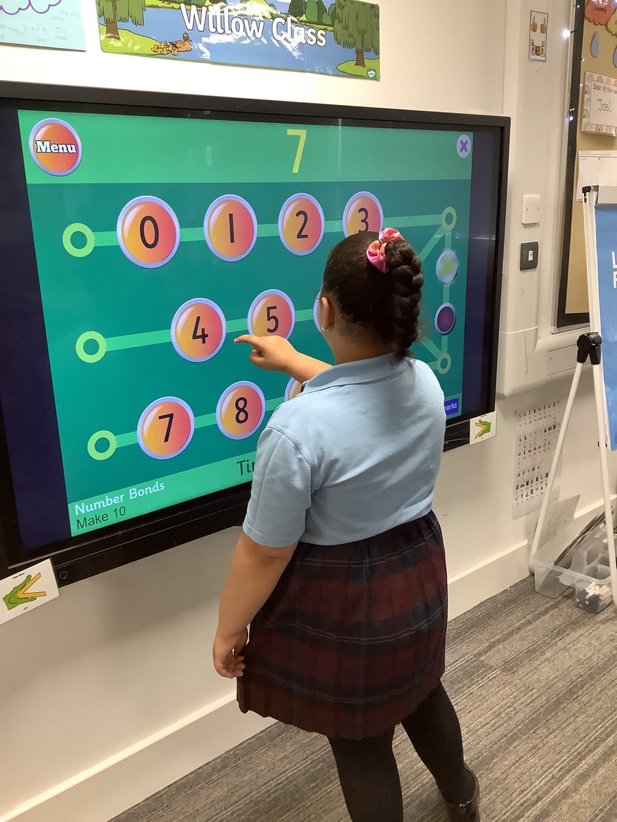 BramblesCherry tweet media